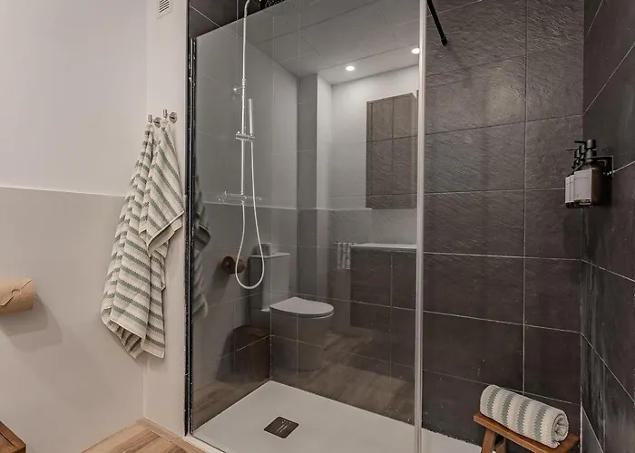 Apartment Comfortable And Spacious Flat In Barcelona