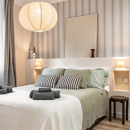 Comfortable And Spacious Flat In Βαρκελώνη