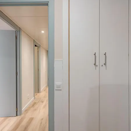 Apartamento Comfortable And Spacious Flat In *