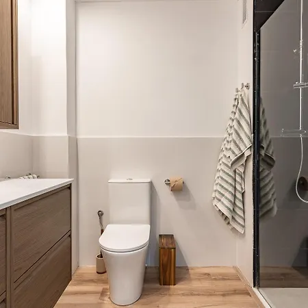 Apartamento Comfortable And Spacious Flat In Barcelona