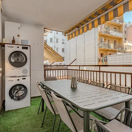 Comfortable And Spacious Flat In Apartamento Barcelona