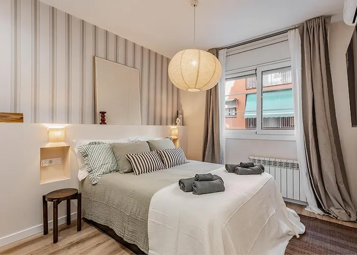 Comfortable And Spacious Flat In