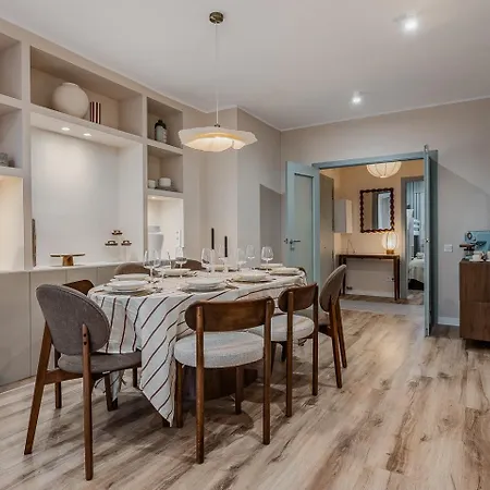 アパート Comfortable And Spacious Flat In *