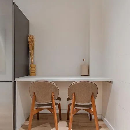 アパート Comfortable And Spacious Flat In *