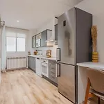 Daire Comfortable And Spacious Flat In Barselona